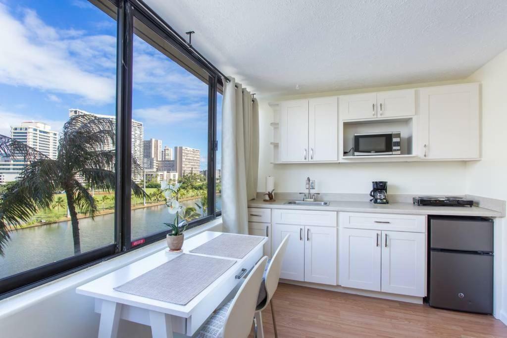 Hawaiian Monarch Upgraded Modern Studio Honolulu Exterior photo