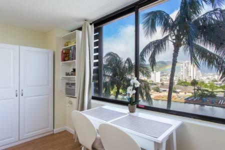 Hawaiian Monarch Upgraded Modern Studio Honolulu Exterior photo