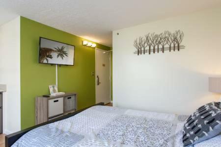 Hawaiian Monarch Upgraded Modern Studio Honolulu Exterior photo